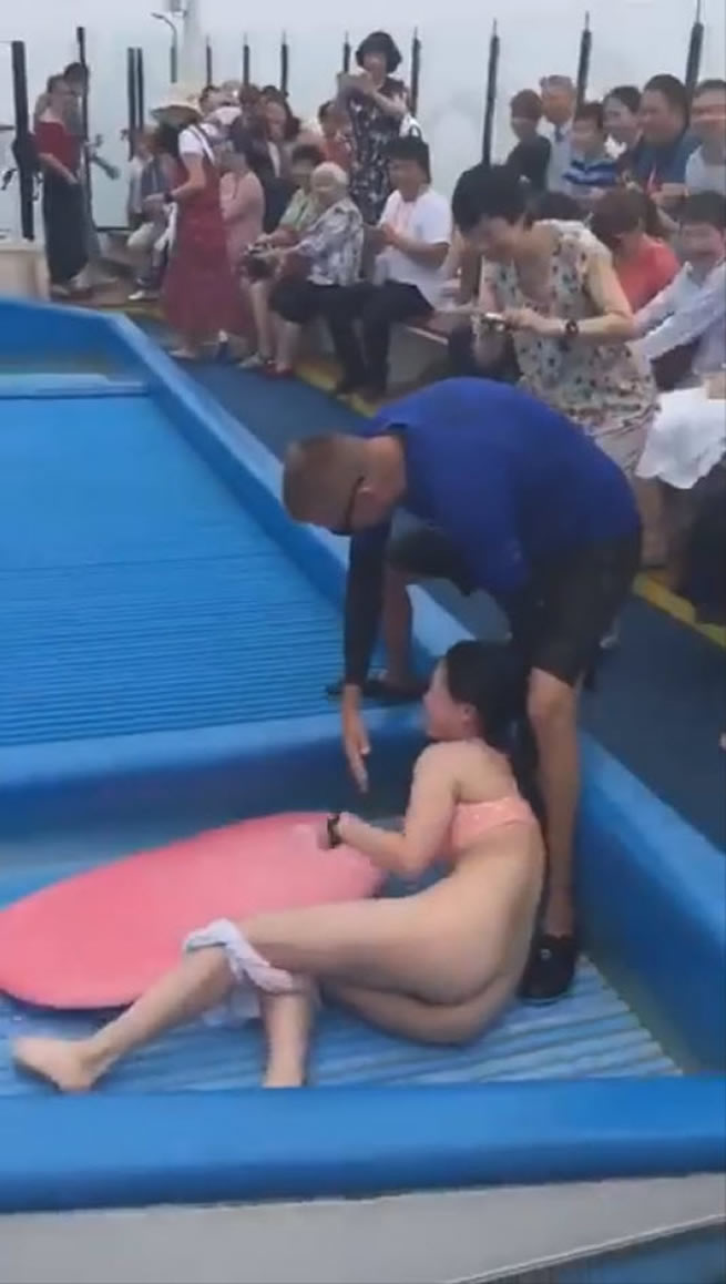 Girl lost bikini in pool